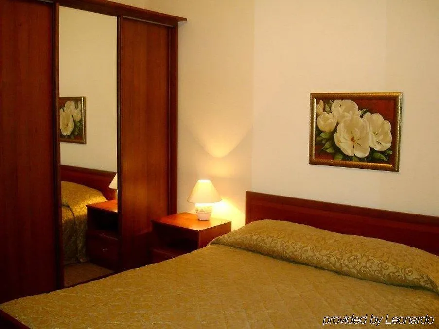 Guest house Solo Palace Square Hotel Saint Petersburg