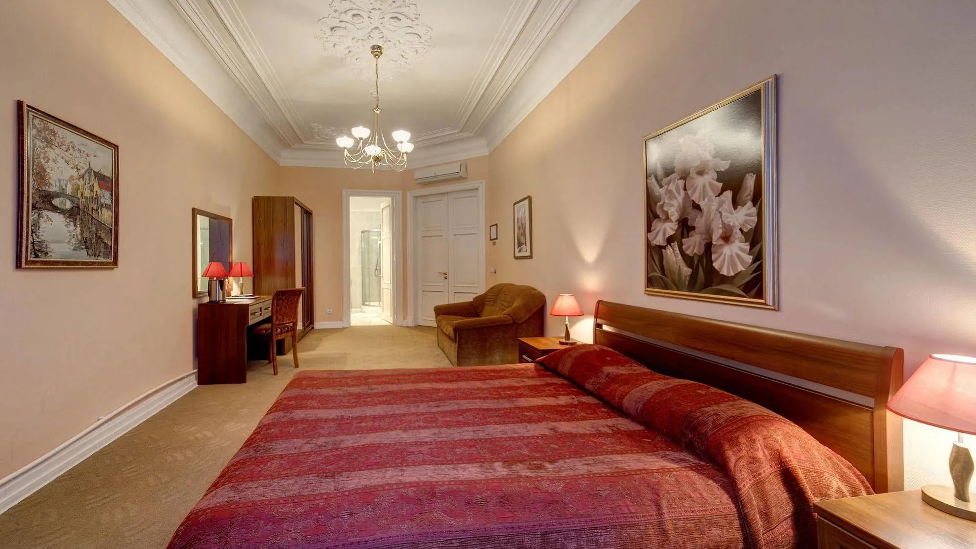 Guest house Solo Palace Square Hotel Saint Petersburg