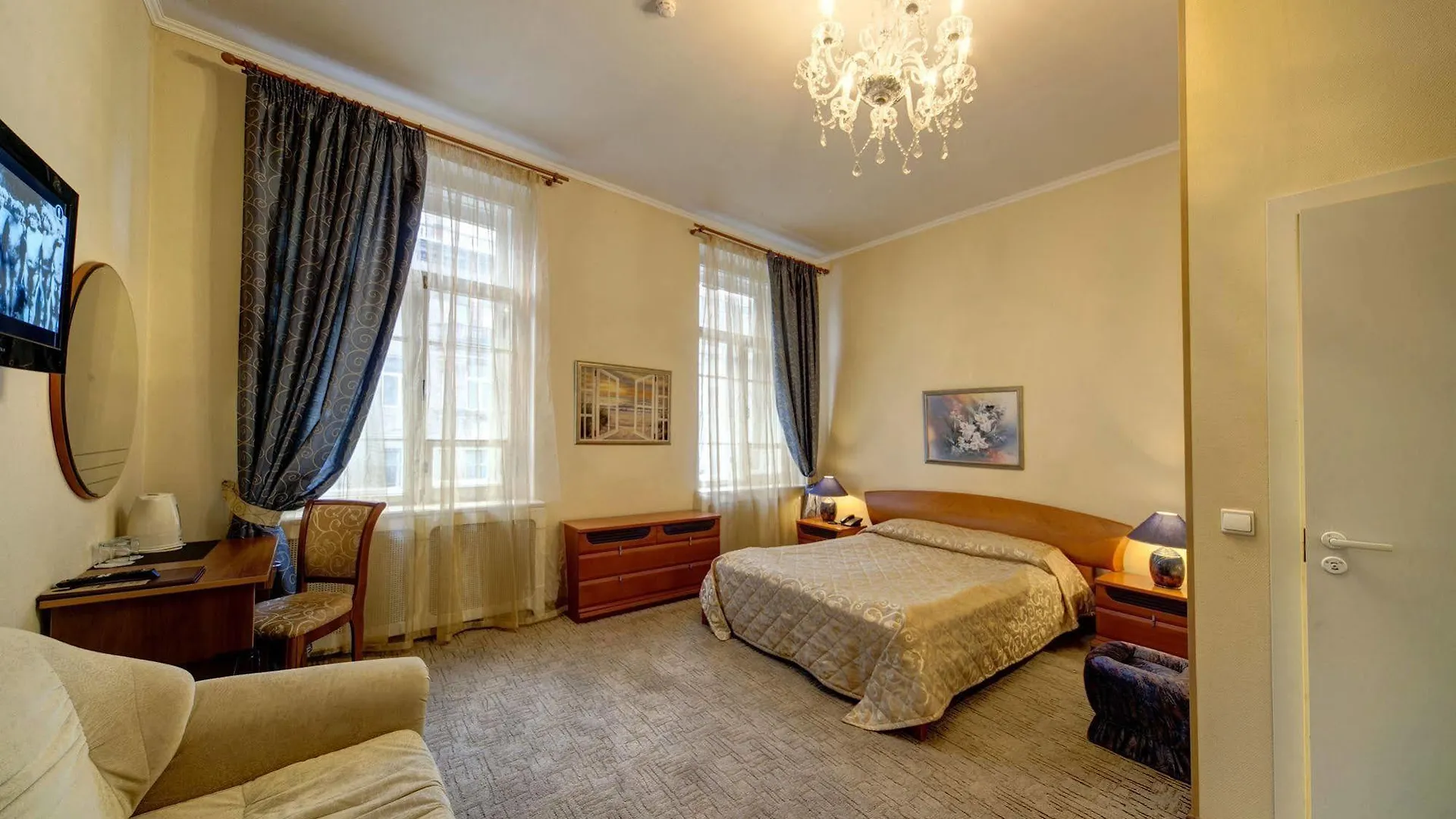 Guest house Solo Palace Square Hotel Saint Petersburg